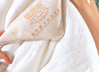 SG8006全長(zhǎng)蠶絲被